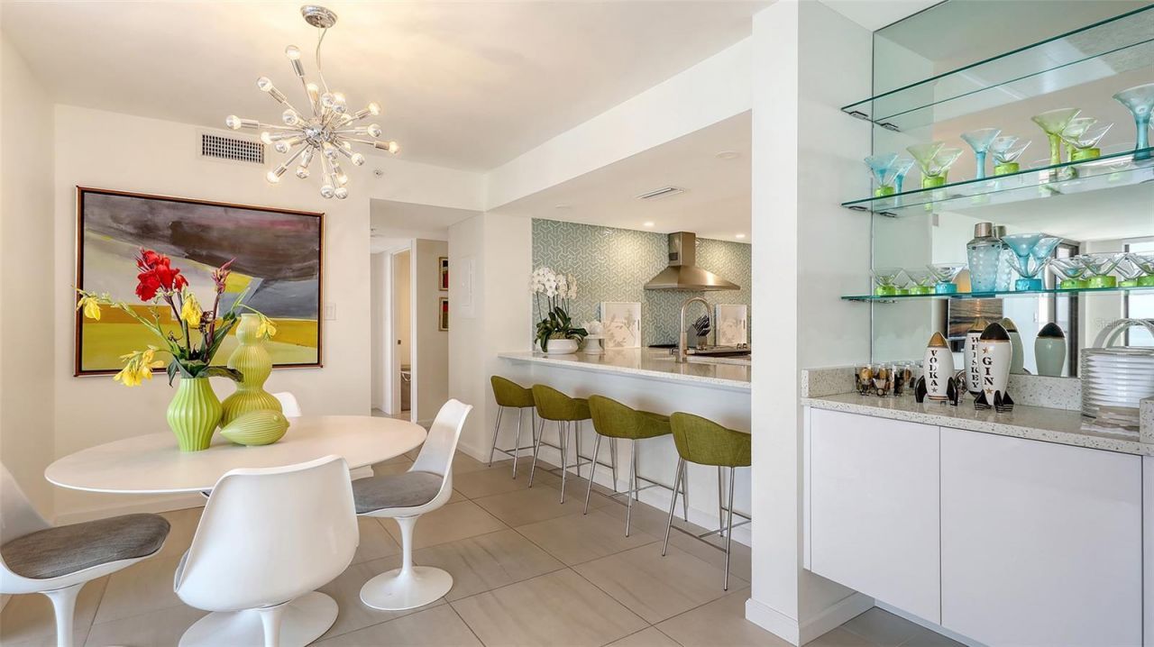 11 Sunset Drive, Unit 501, Sarasota, FL 34236 Photo