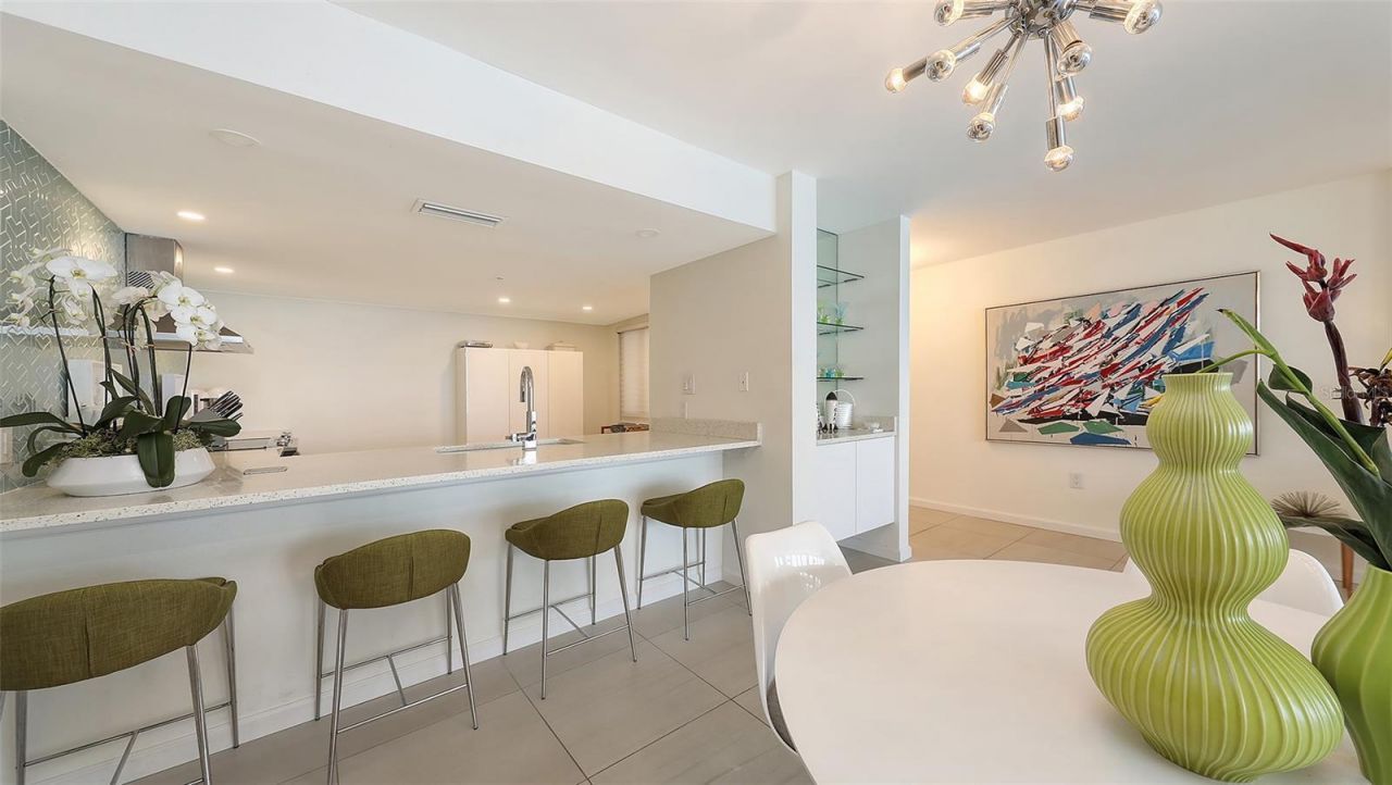 11 Sunset Drive, Unit 501, Sarasota, FL 34236 Photo