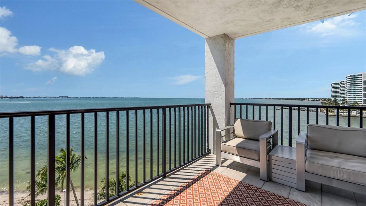 11 Sunset Drive, Unit 501, Sarasota, FL 34236 Photo