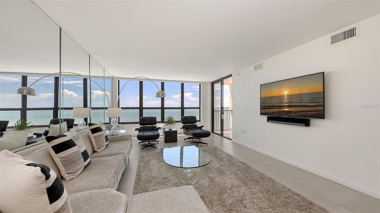 11 Sunset Drive, Unit 501, Sarasota, FL 34236 Photo