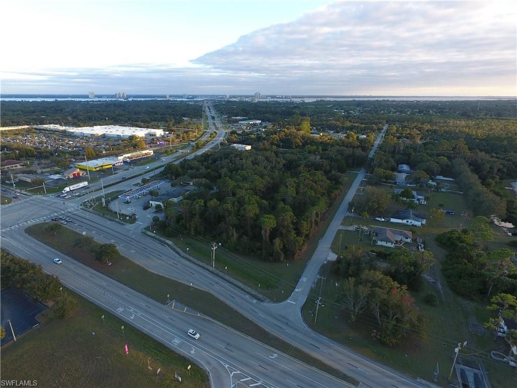 90/92 Herron Rd, North Fort Myers, FL 33903 Photo