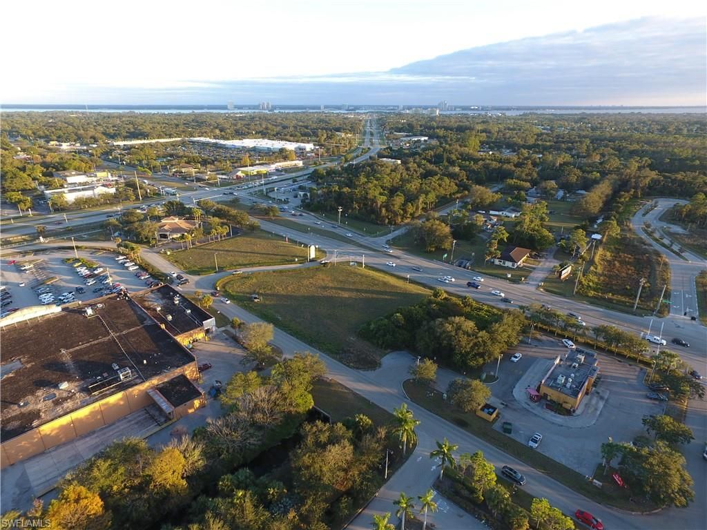 90/92 Herron Rd, North Fort Myers, FL 33903 Photo