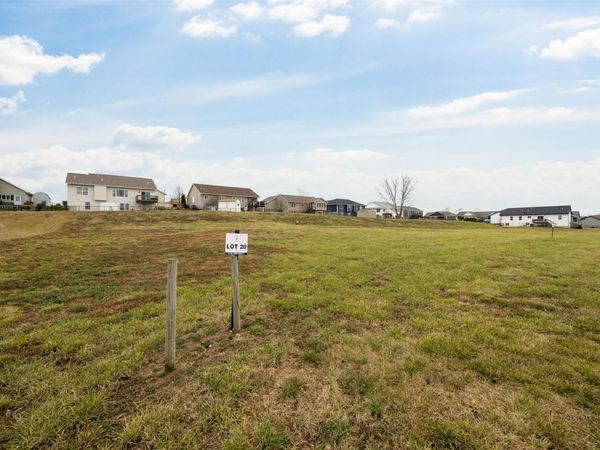 112 Shiloh Avenue, Urbana, IA 52345