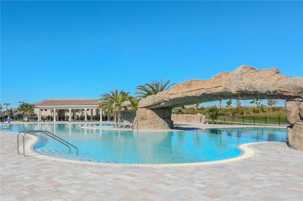 5558 Palmer Circle, Unit 106, Bradenton, FL 34211 Photo