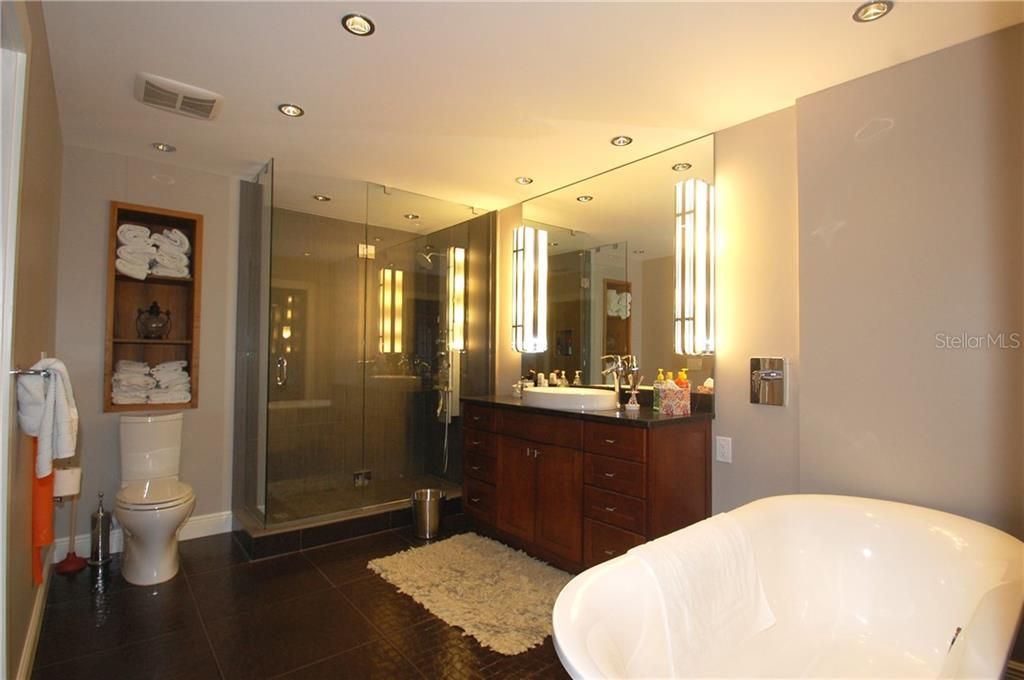 4634 Mirada Way, Unit 19, Sarasota, FL 34238 Photo