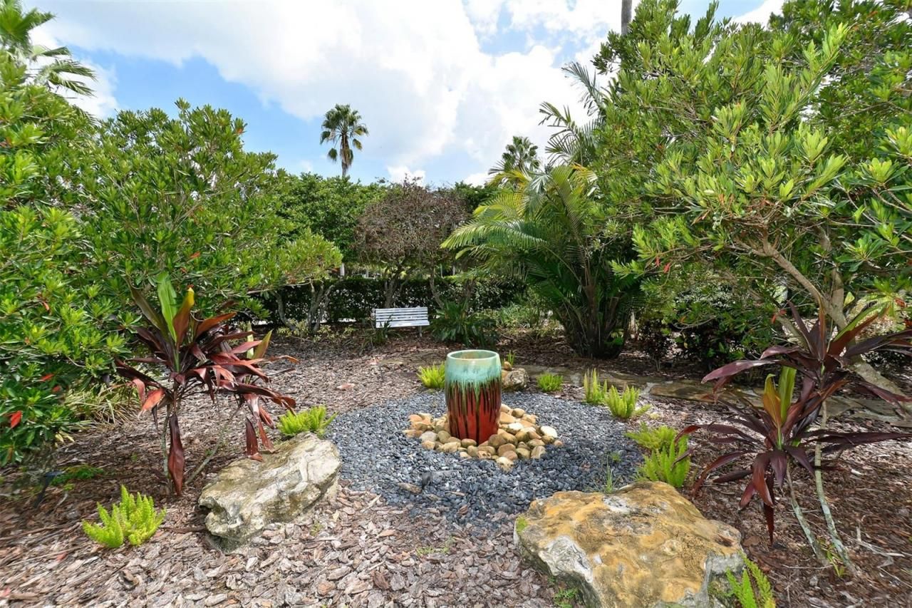 6920 Lennox Place, University Park, FL 34201 Photo