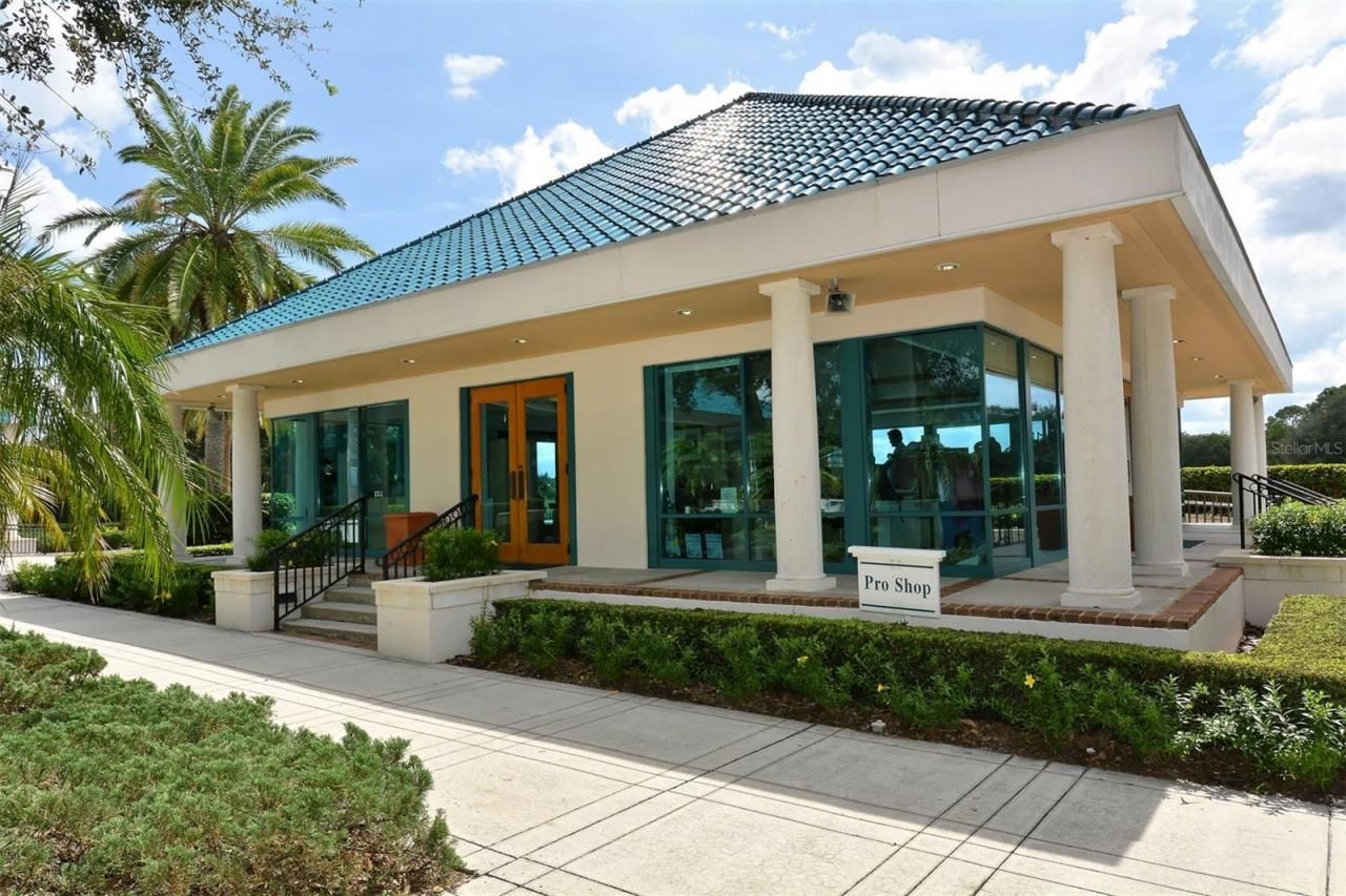 6920 Lennox Place, University Park, FL 34201 Photo