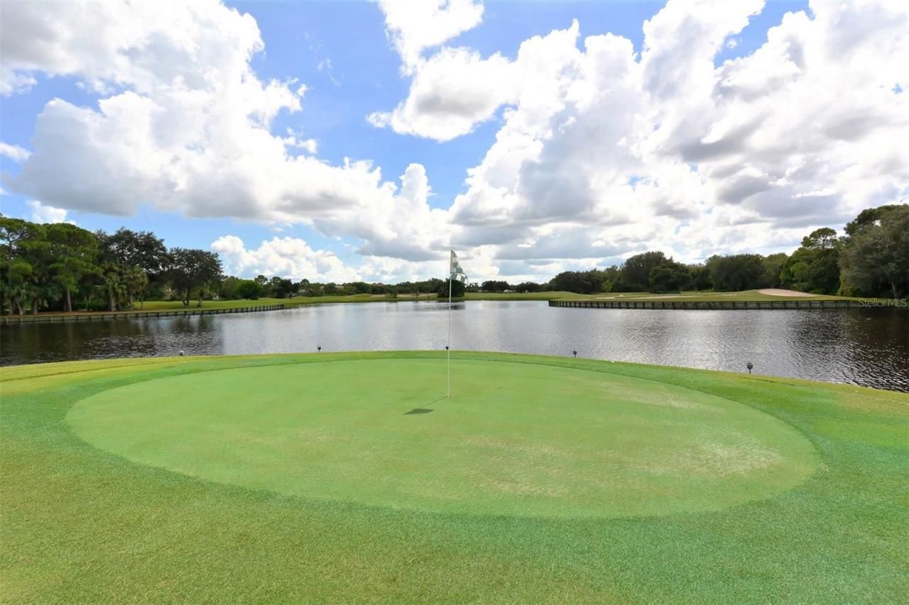 6920 Lennox Place, University Park, FL 34201 Photo