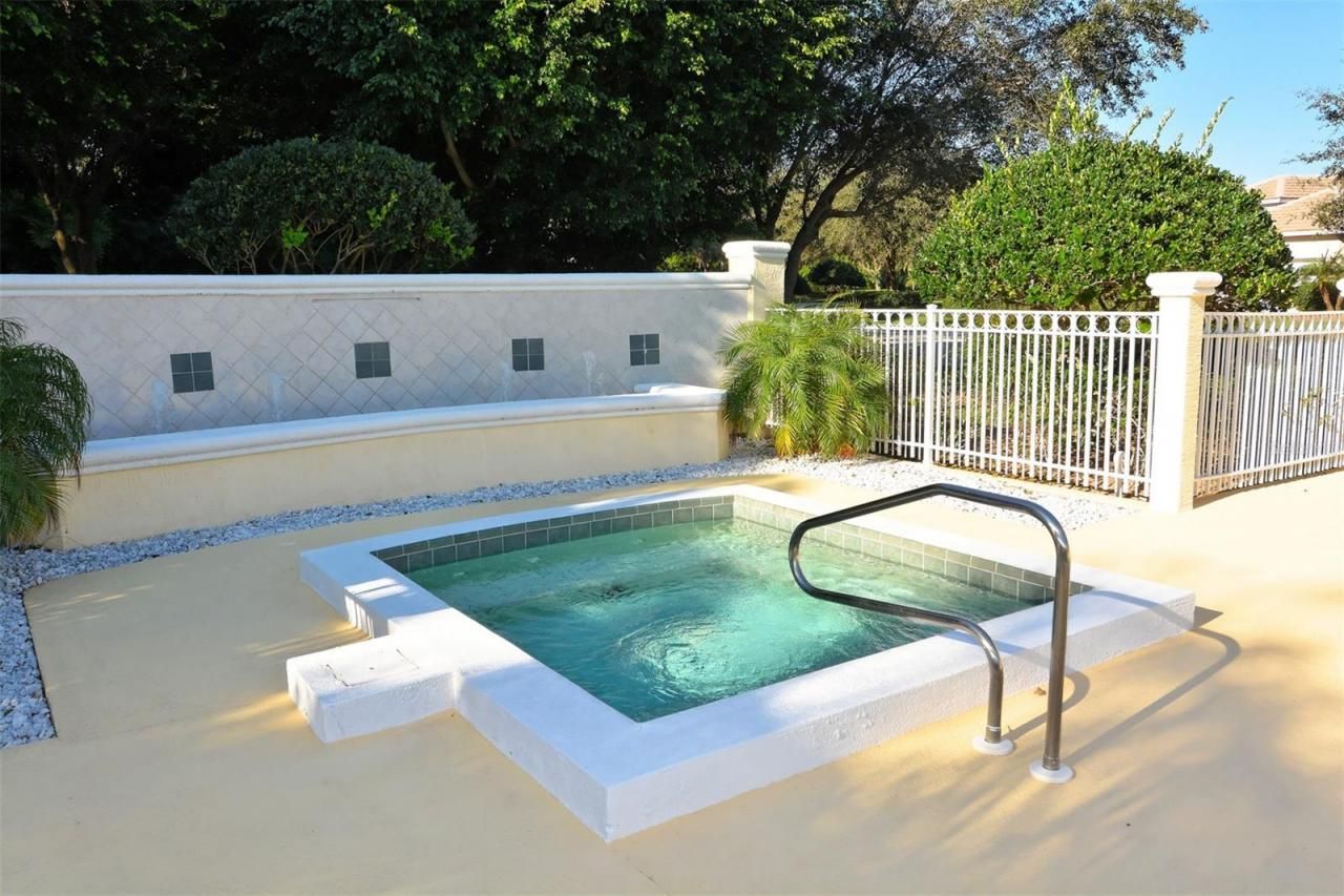 6920 Lennox Place, University Park, FL 34201 Photo