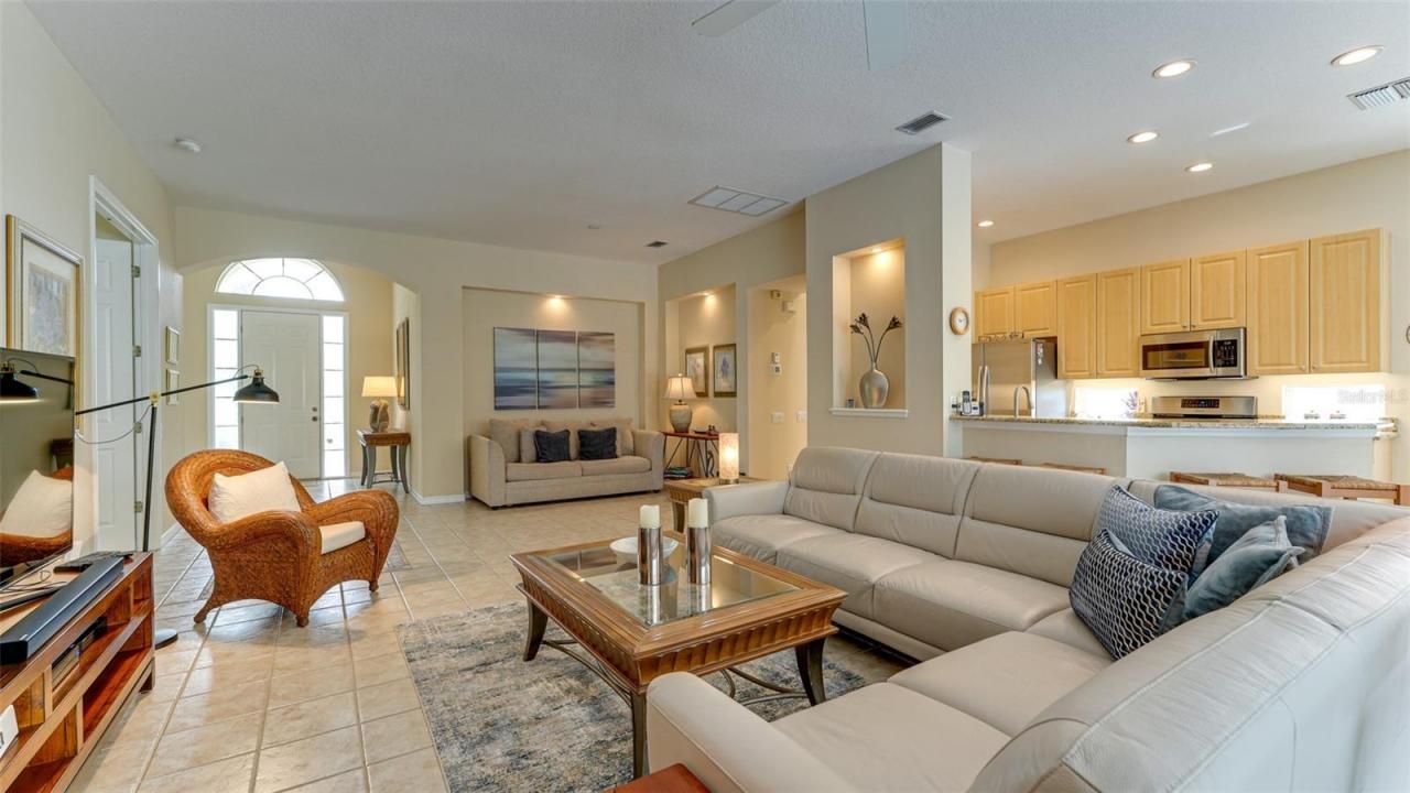 6920 Lennox Place, University Park, FL 34201 Photo