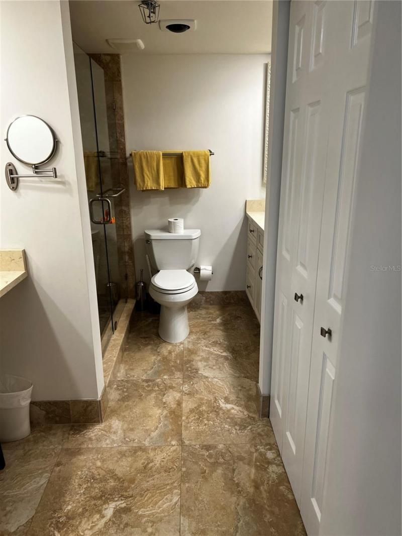 1102 Ben Franklin Drive, Unit 514, Sarasota, FL 34236 Photo