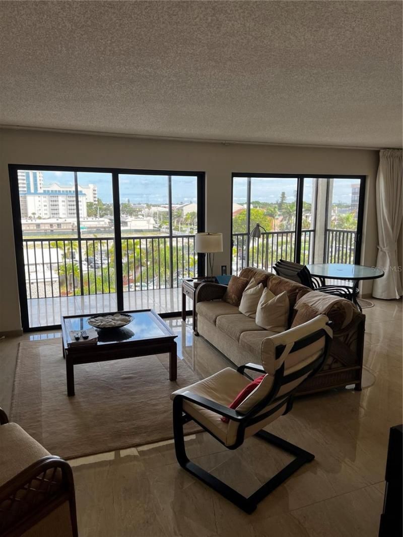 1102 Ben Franklin Drive, Unit 514, Sarasota, FL 34236 Photo