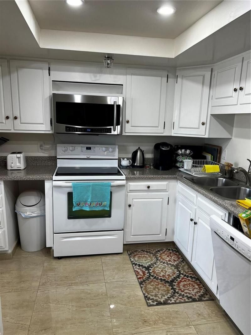 1102 Ben Franklin Drive, Unit 514, Sarasota, FL 34236 Photo