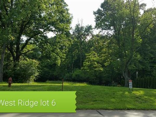 776 GRAFTON HILLS Drive, Grafton, IL 62037