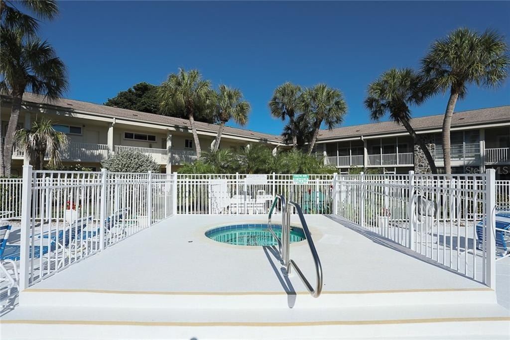 500 S Washington Drive, Unit 16A, Sarasota, FL 34236 Photo
