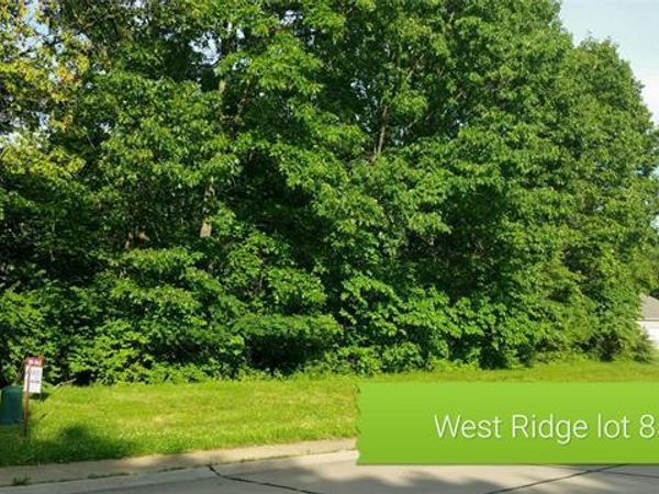 875 GRAFTON HILLS Drive, Grafton, IL 62037