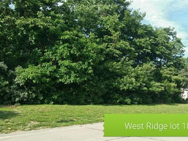 506 GRAFTON HILLS Drive, Grafton, IL 62037