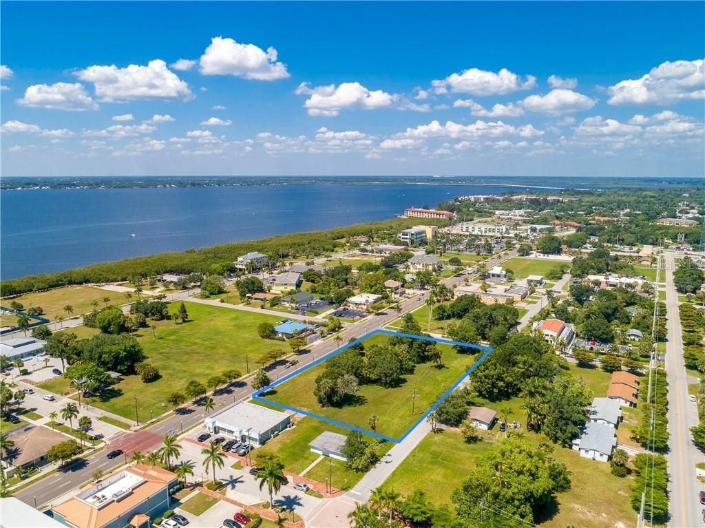 427,407, 417, 425 E Olympia Avenue, Punta Gorda, FL 33950 Photo