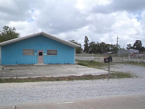 217 N Hollywood Rd, Houma, LA 70360