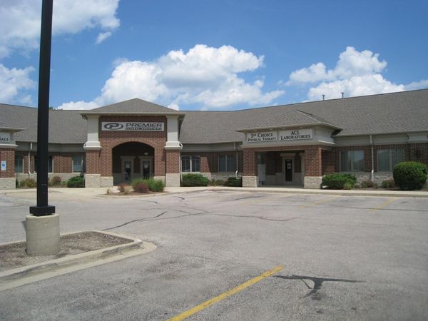 1449 Merchant Drive, Algonquin, IL 60102