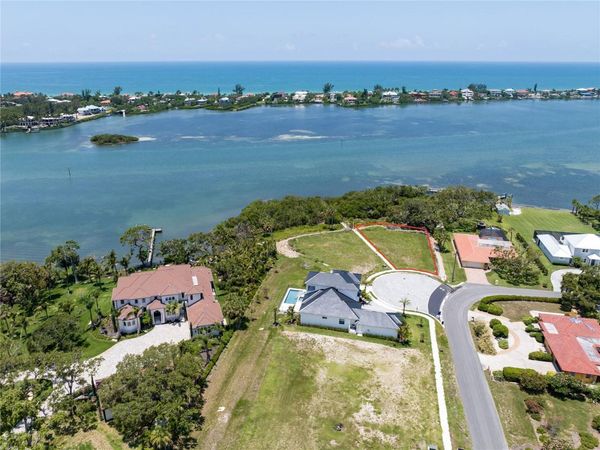 1461 BAYSHORE ROAD, NOKOMIS, FL 34275