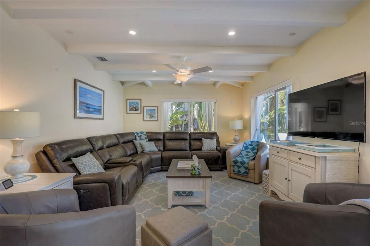 39 S Polk Drive, Sarasota, FL 34236 Photo