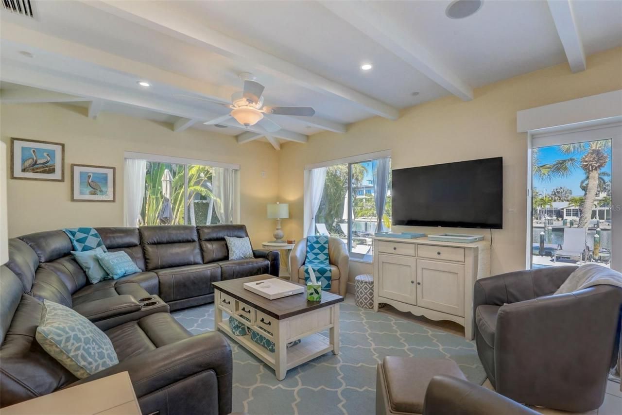 39 S Polk Drive, Sarasota, FL 34236 Photo