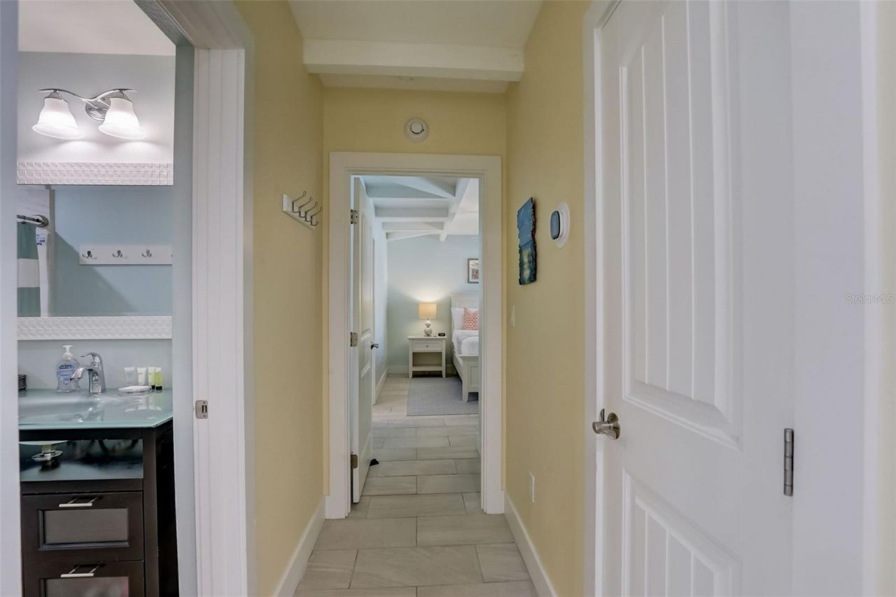 39 S Polk Drive, Sarasota, FL 34236 Photo