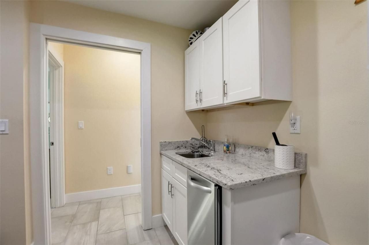 39 S Polk Drive, Sarasota, FL 34236 Photo