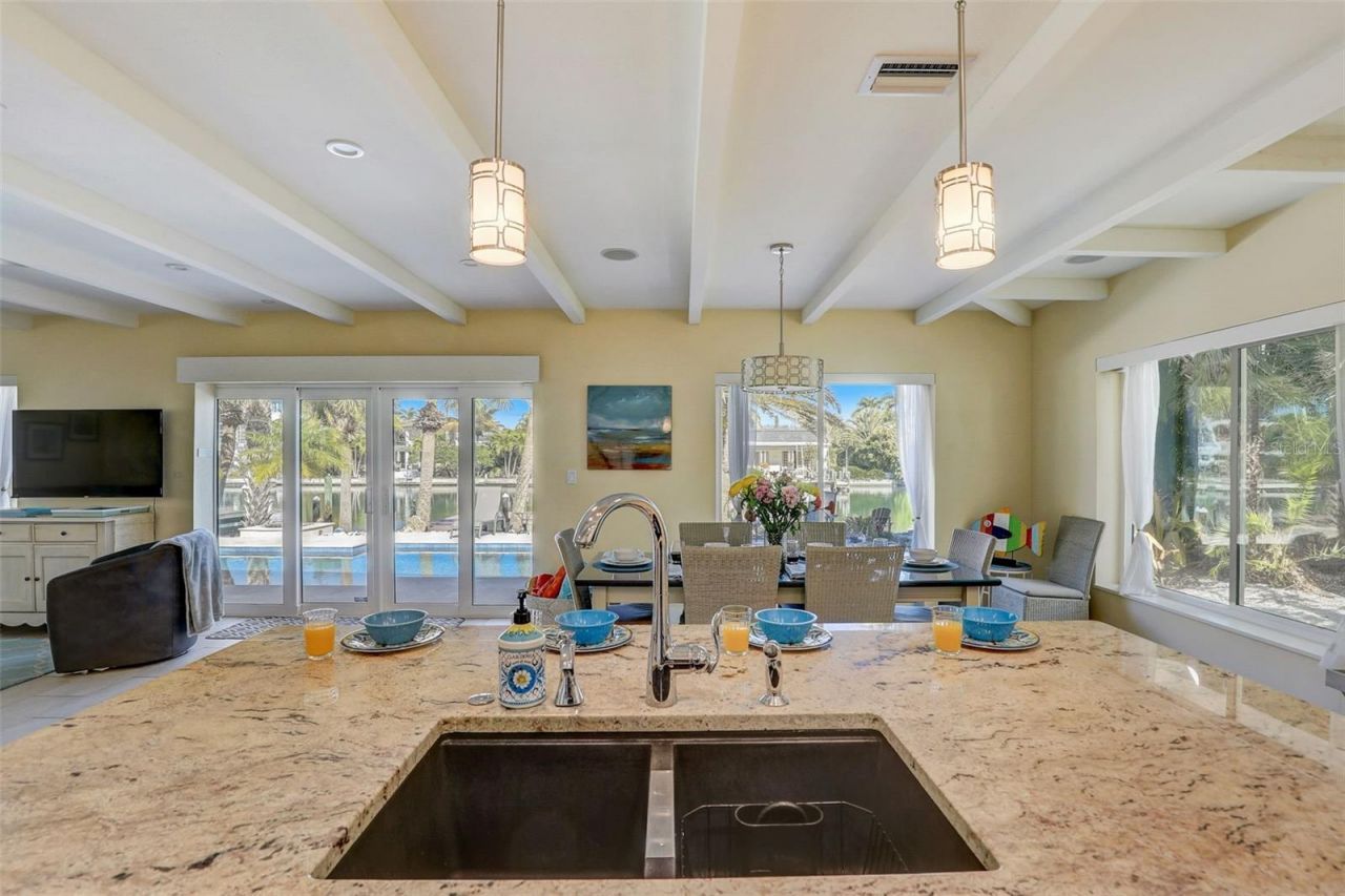 39 S Polk Drive, Sarasota, FL 34236 Photo