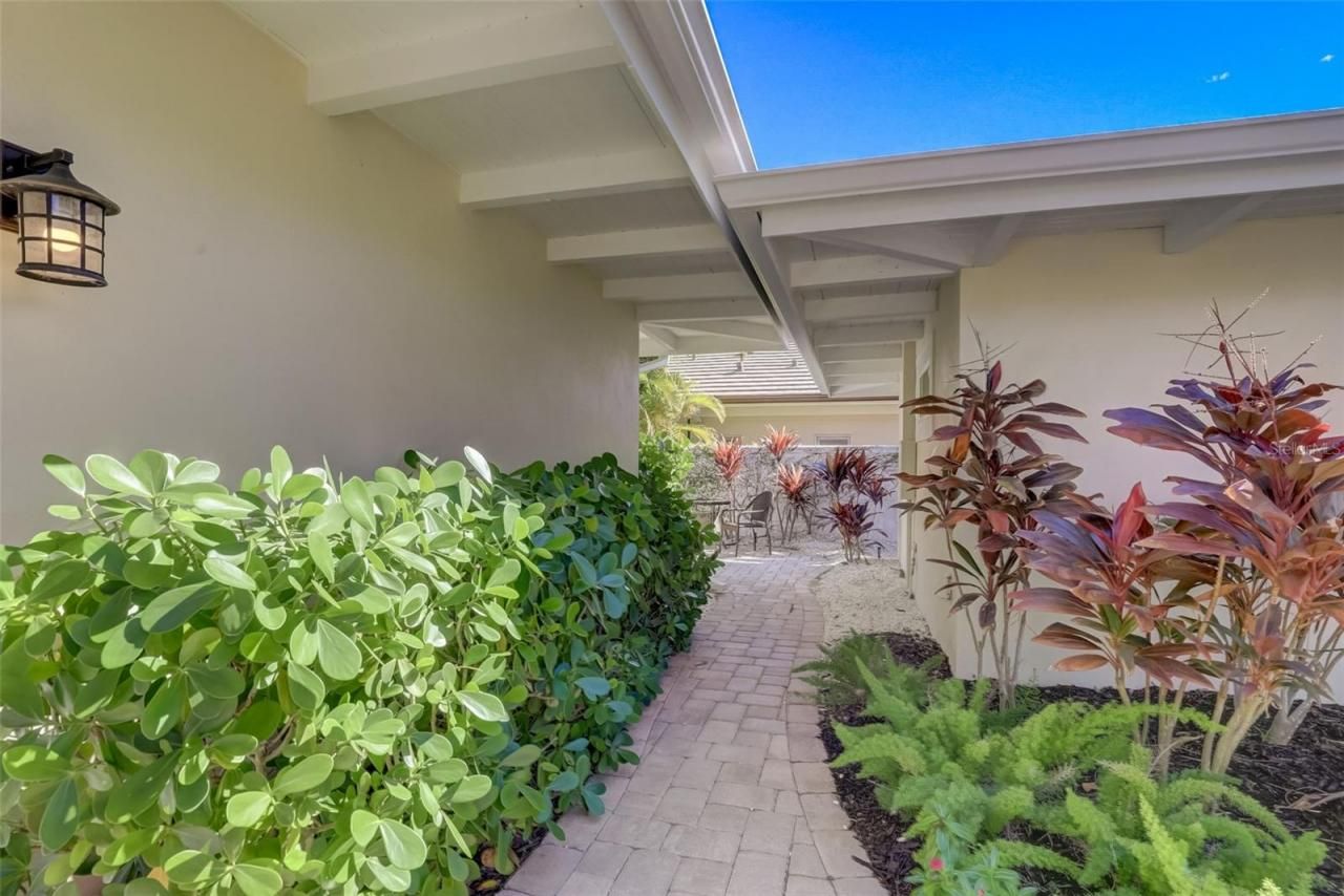 39 S Polk Drive, Sarasota, FL 34236 Photo