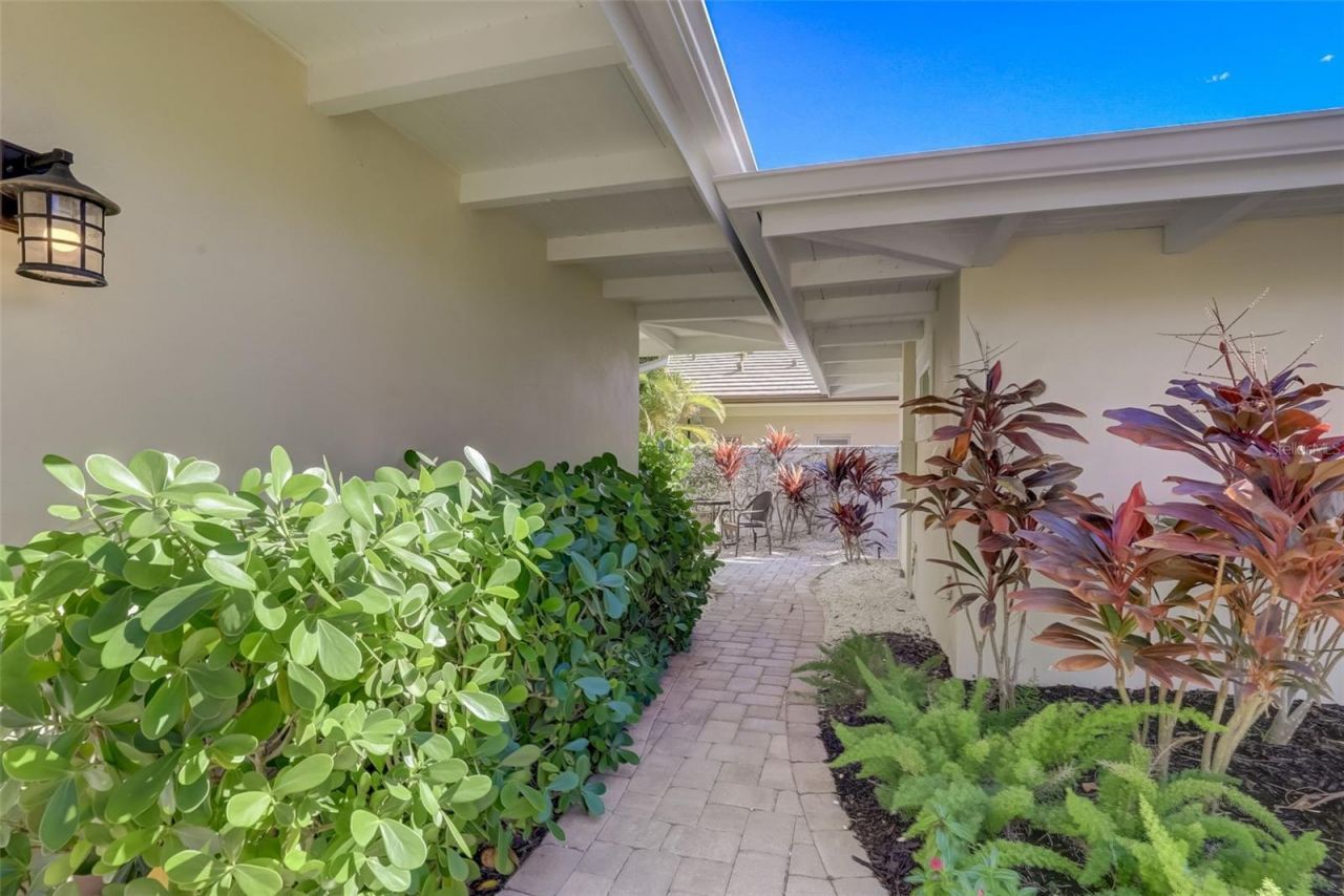 39 S Polk Drive, Sarasota, FL 34236 Photo