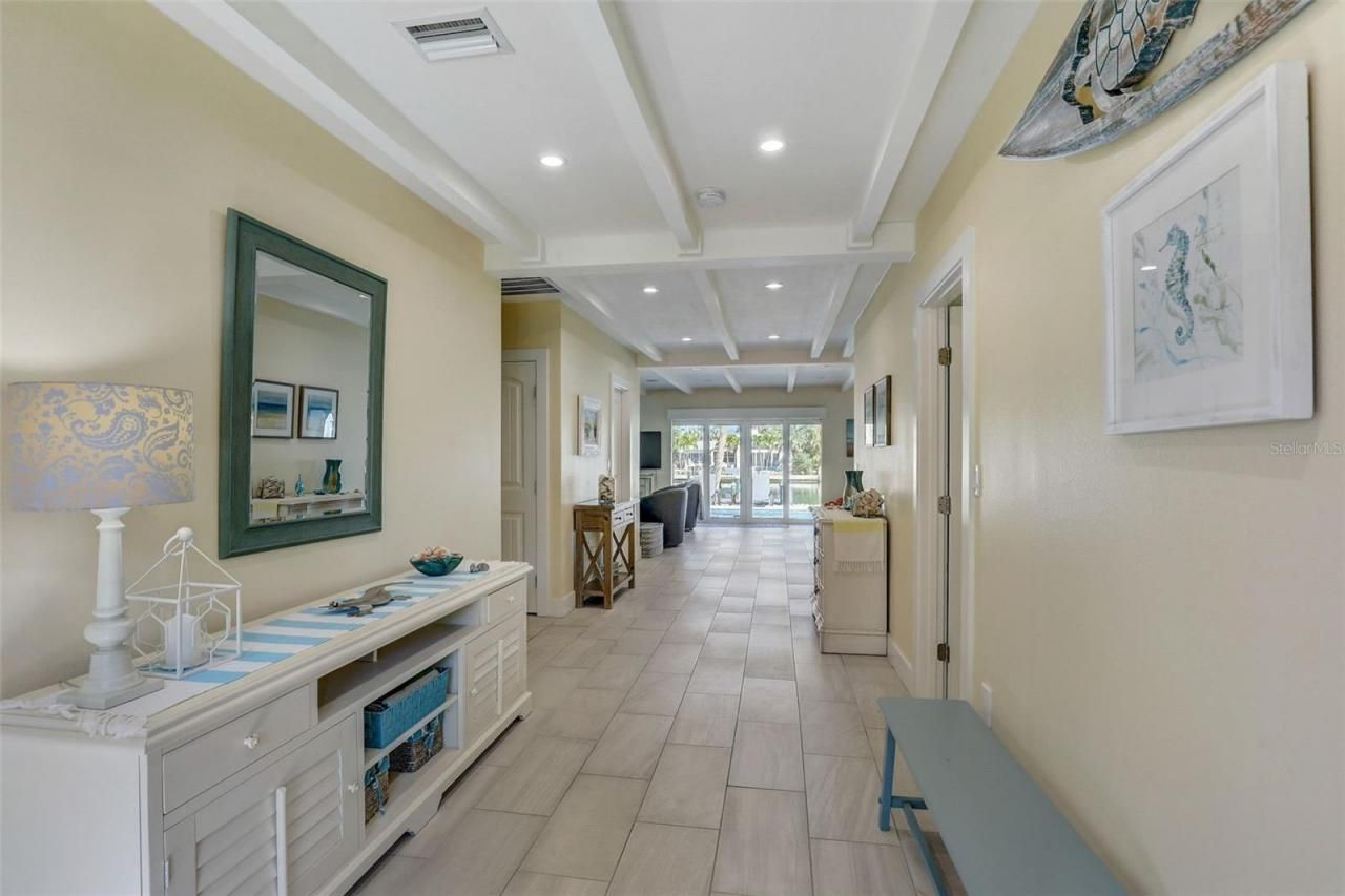 39 S Polk Drive, Sarasota, FL 34236 Photo