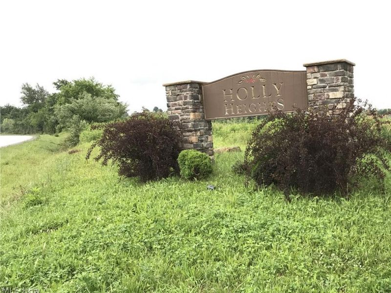 827 Melissa Street NE, Bolivar, OH 44612 Photo 1