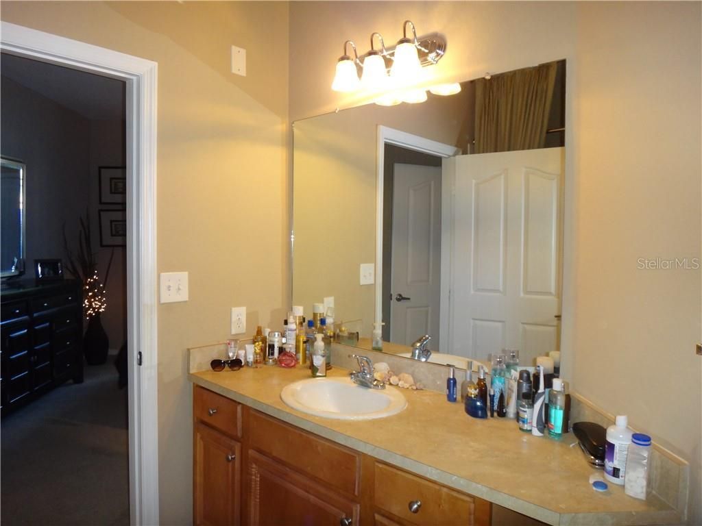 8325 38th Street Circle E, Unit 102, Sarasota, FL 34243 Photo