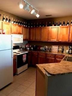 8325 38th Street Circle E, Unit 102, Sarasota, FL 34243 Photo