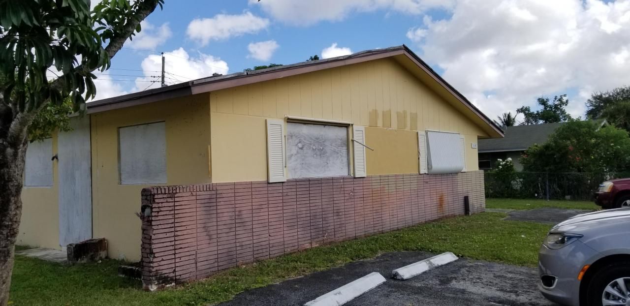 5641 NW 15th Street, Lauderhill, FL 33313 Photo