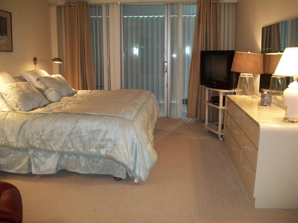 3000 S Ocean Boulevard, Unit 202, Boca Raton, FL 33432 Photo