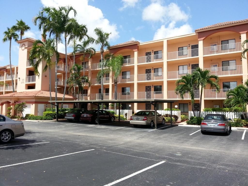 6193 Pointe Regal Circle, Unit 404, Delray Beach, FL 33484 Photo