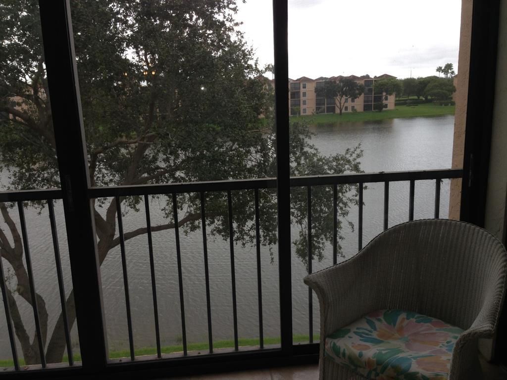 6193 Pointe Regal Circle, Unit 404, Delray Beach, FL 33484 Photo