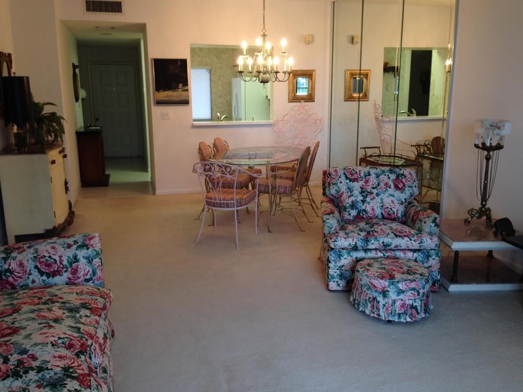 6193 Pointe Regal Circle, Unit 404, Delray Beach, FL 33484 Photo