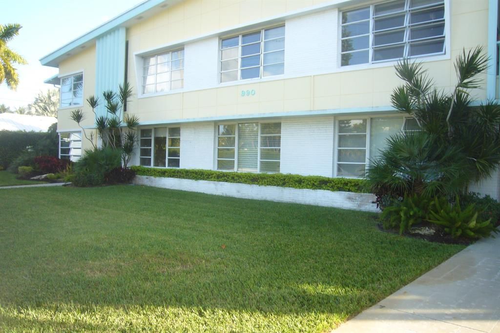 990 Casuarina Road, Unit 2, Delray Beach, FL 33483 Photo