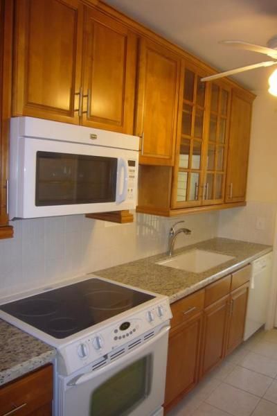 990 Casuarina Road, Unit 2, Delray Beach, FL 33483 Photo