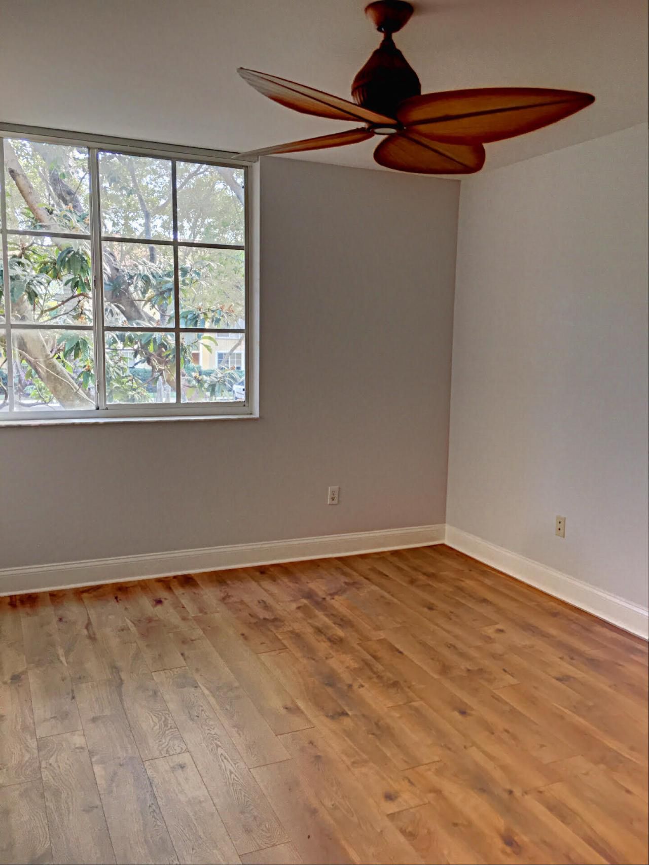 160 Yacht Club Way, Unit 210, Hypoluxo, FL 33462 Photo