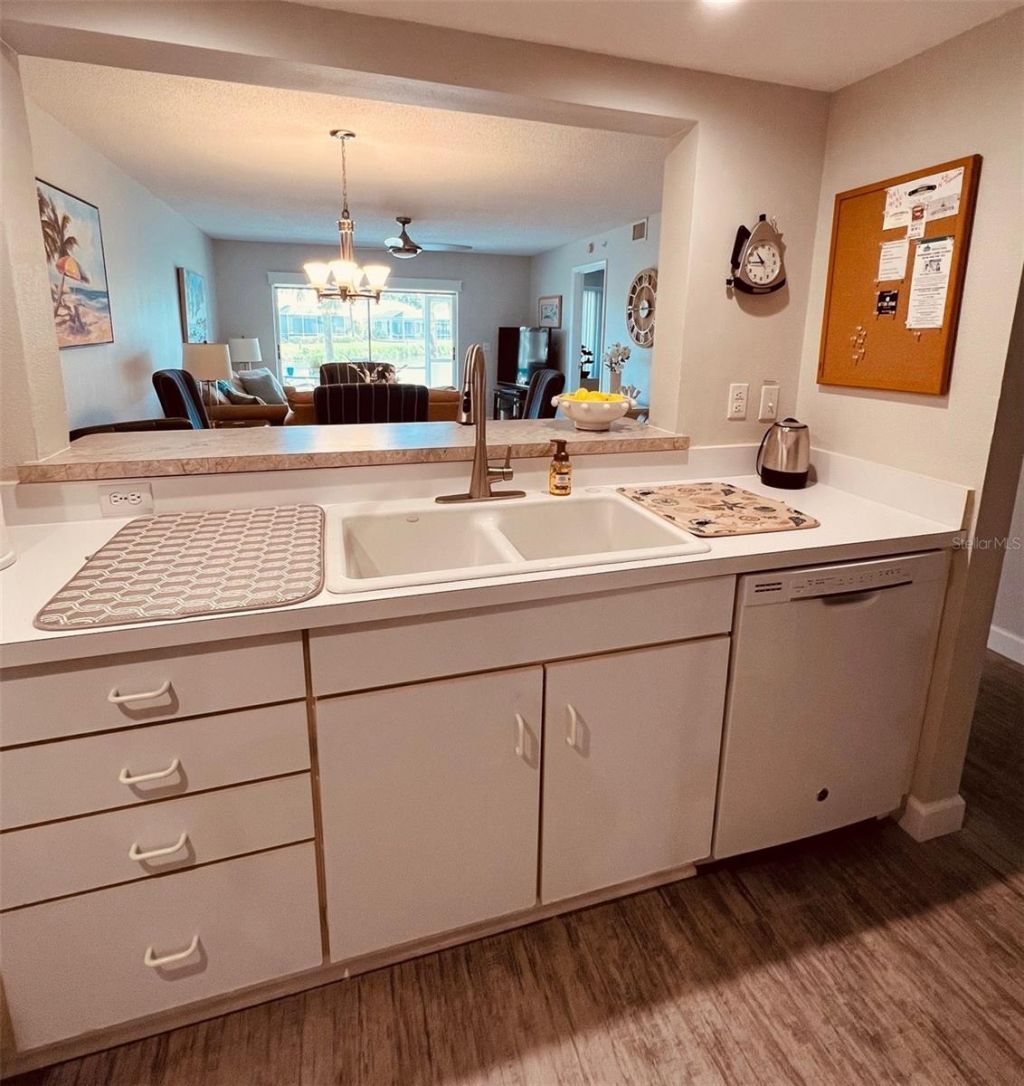 9300 Clubside Circle, Unit 1109, Sarasota, FL 34238 Photo