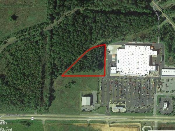 4050 Dave Ward Drive, Conway, AR 72034