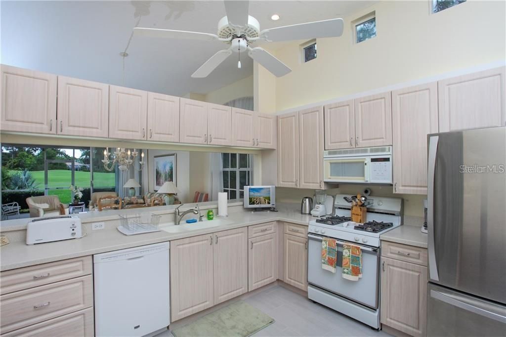 7725 Whitebridge Glen, University Park, FL 34201 Photo