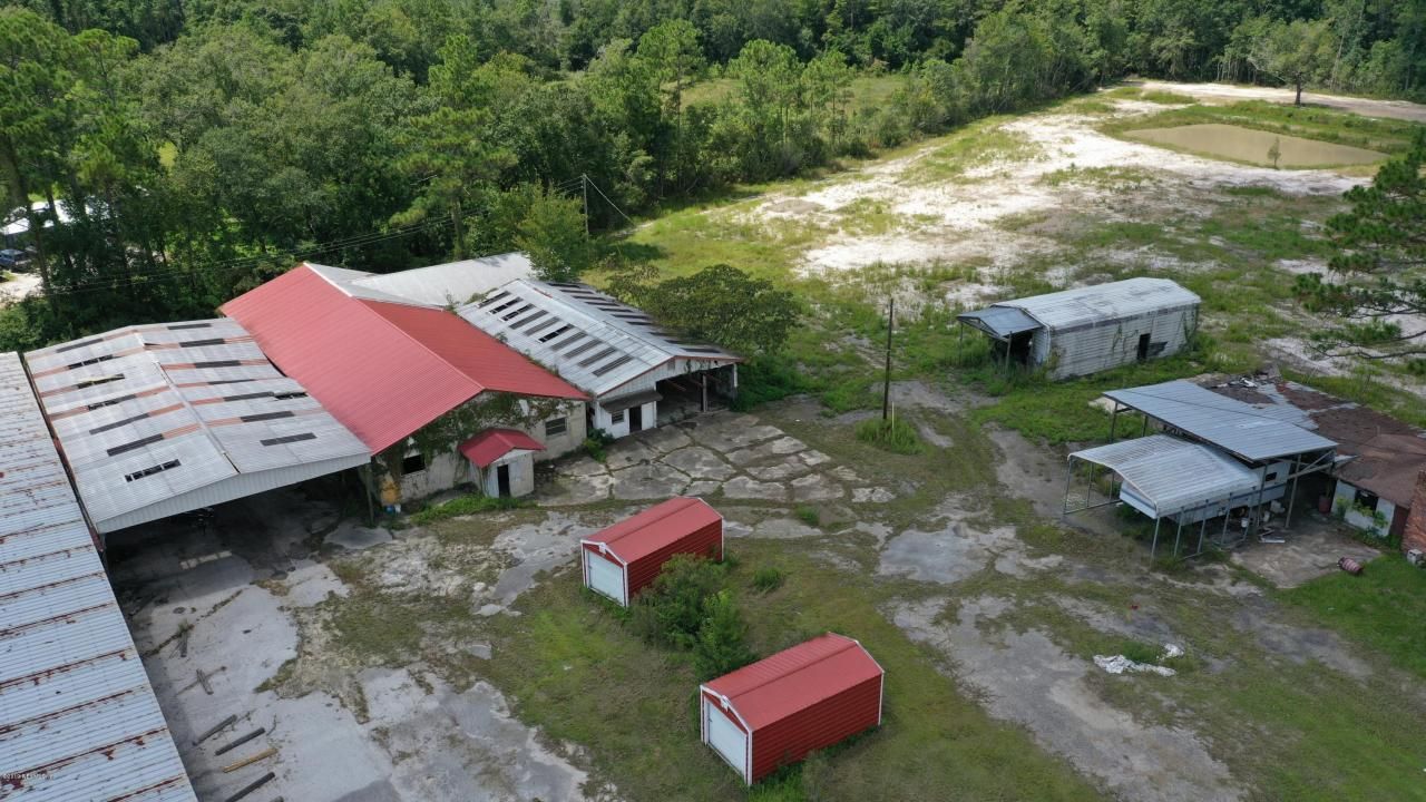 12688 S Highway 301 S, Hampton, FL 32044 Photo