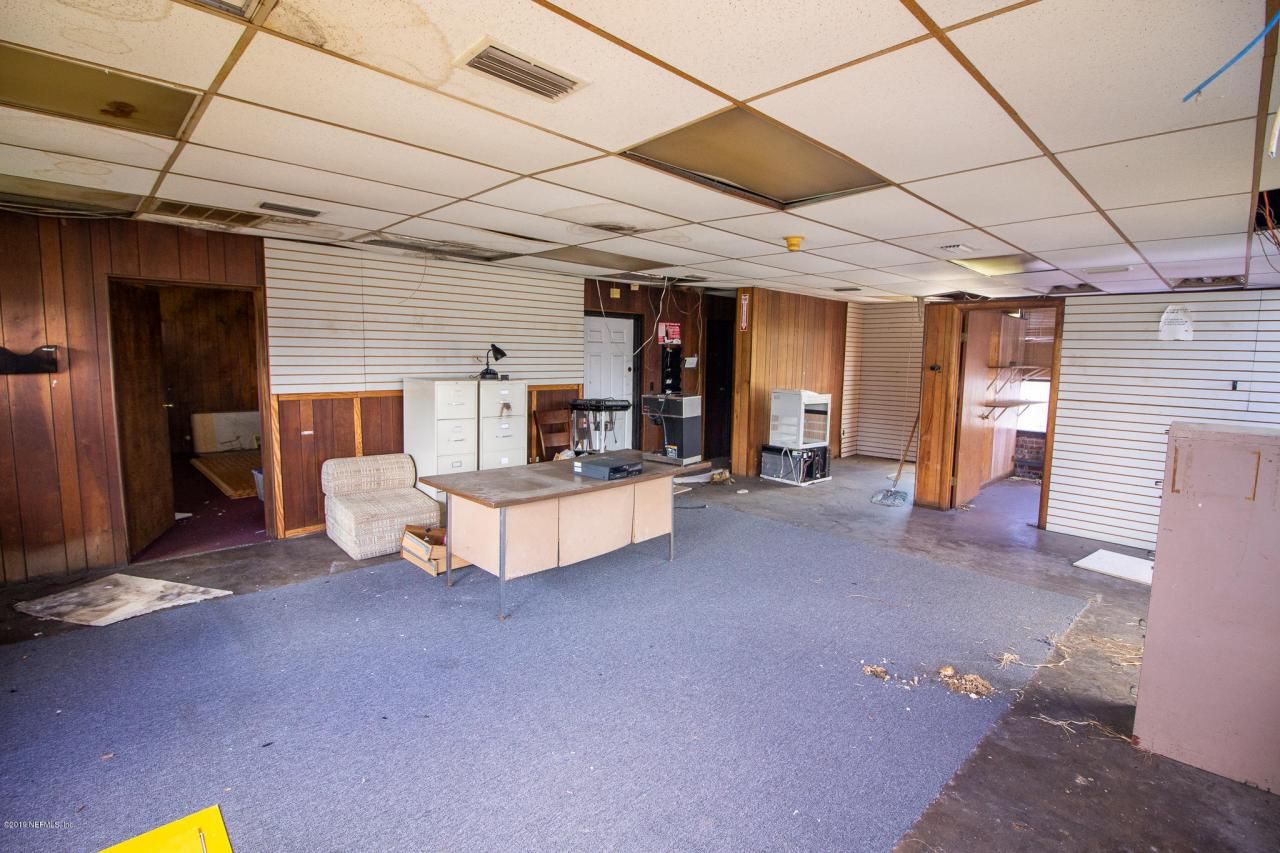 12688 S Highway 301 S, Hampton, FL 32044 Photo