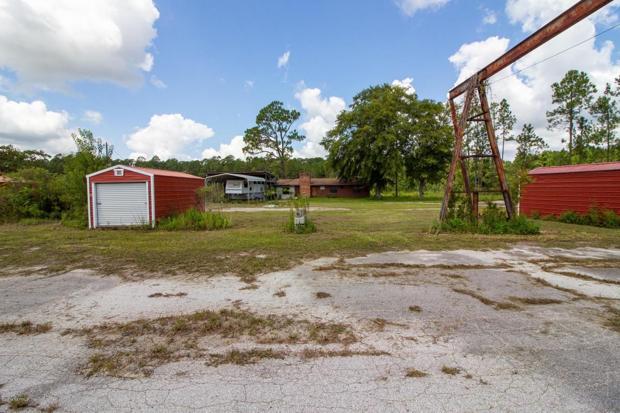 12688 S Highway 301 S, Hampton, FL 32044 Photo